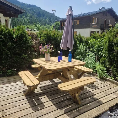 La Duchere 6 Personnes Le Plan Lägenhet *