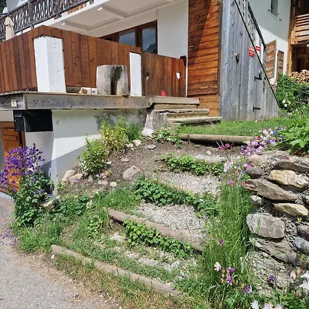 Apartment La Duchere 6 Personnes Le Plan La Giettaz